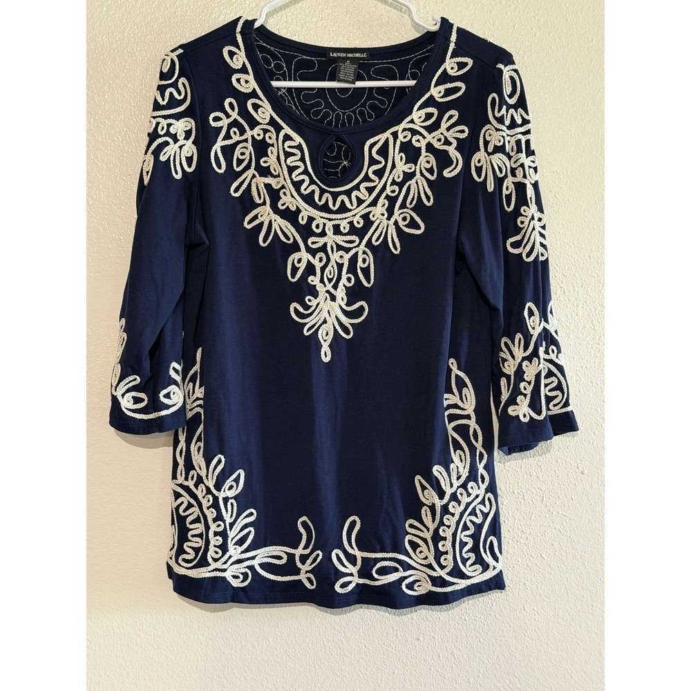 Lauren Michelle Black White Shimmery Embroidered Top Size Medium M